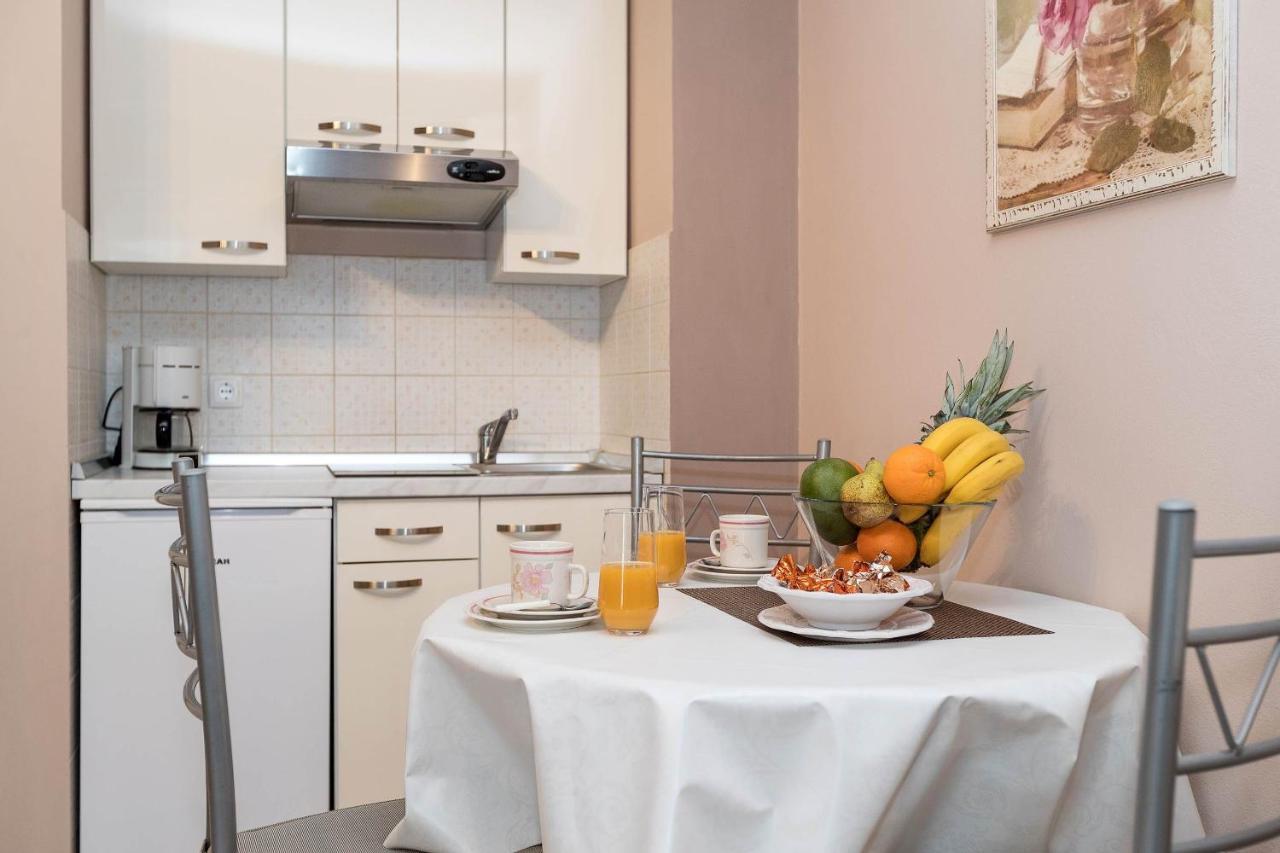 Apartments Karmen 1 ซริกเวนิซา ภายนอก รูปภาพ